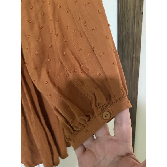 Umgee Rusty Brown Swiss Dot dress Cinched Waist V-Neck Size Small - Picture 5 of 12